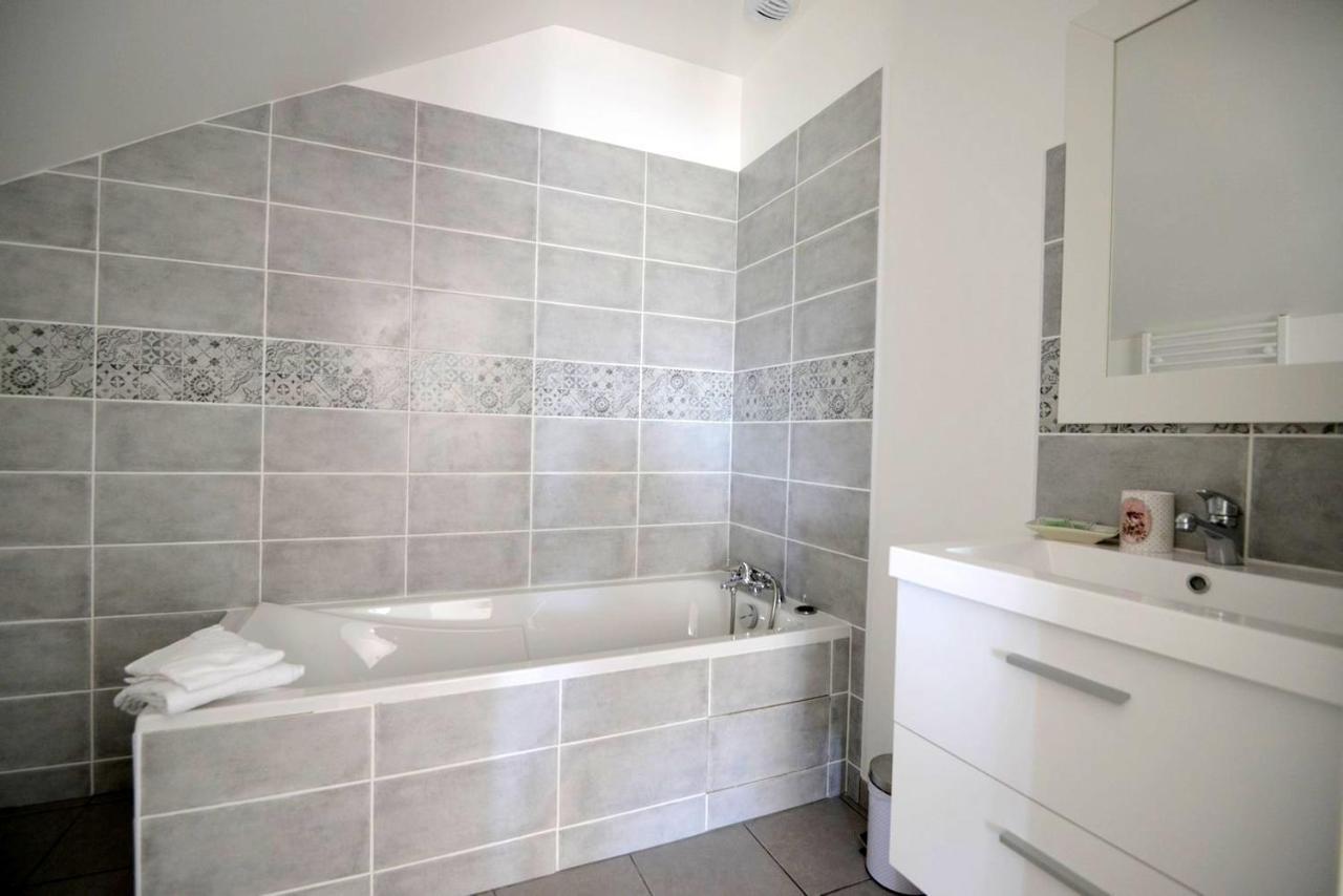 Les 4 Saisons Piscine Interieure Apartment Mer Luaran gambar