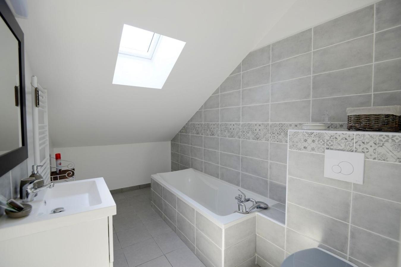 Les 4 Saisons Piscine Interieure Apartment Mer Bilik gambar